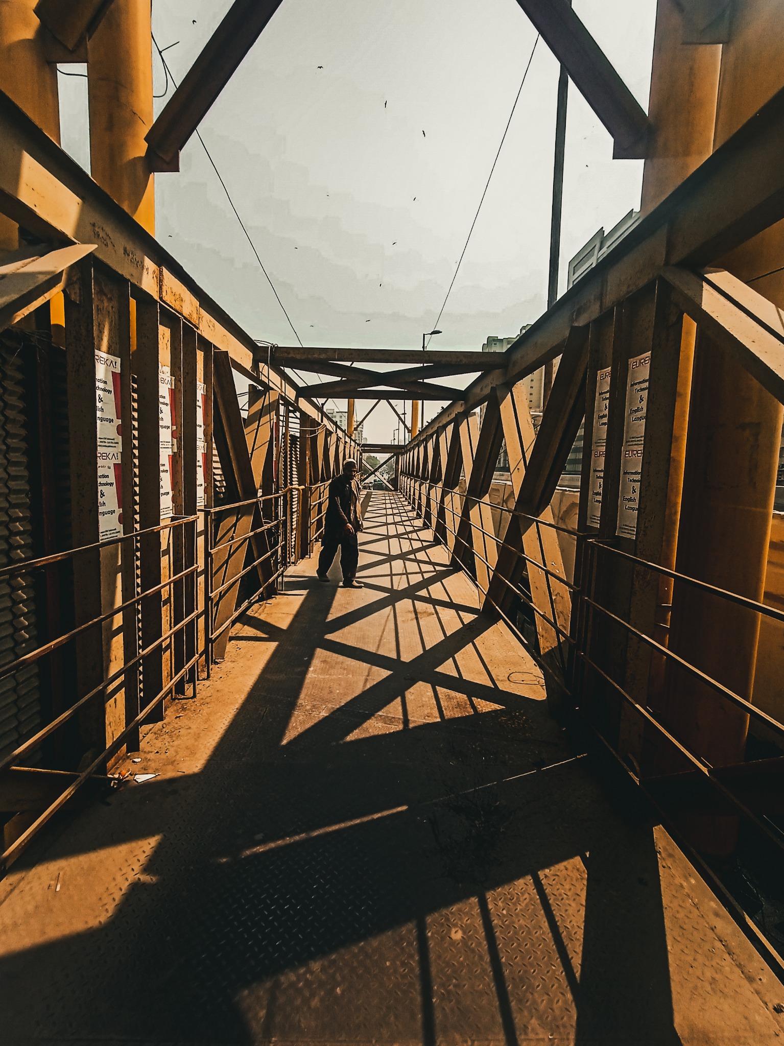 Warm bridge walkway